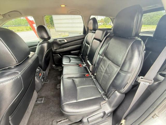 2018 Nissan Pathfinder SL