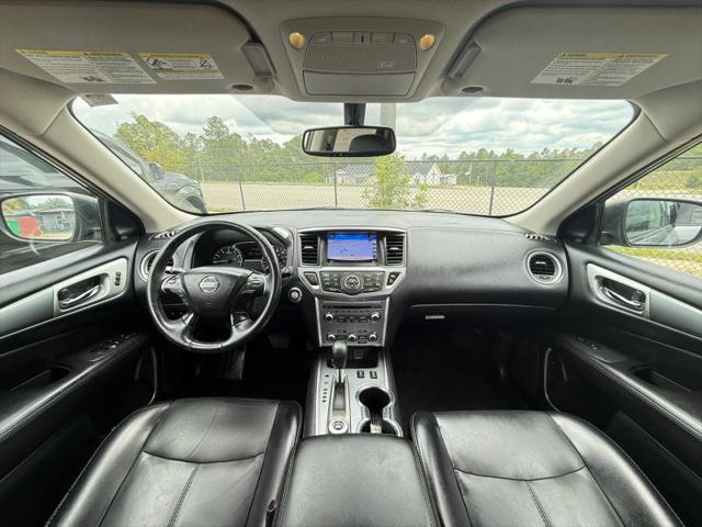 2018 Nissan Pathfinder SL