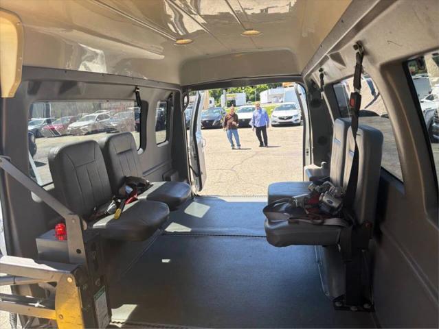 2008 Ford E-250 Recreational