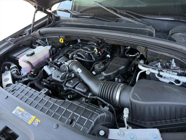 2023 Jeep Grand Cherokee L Laredo 4x2