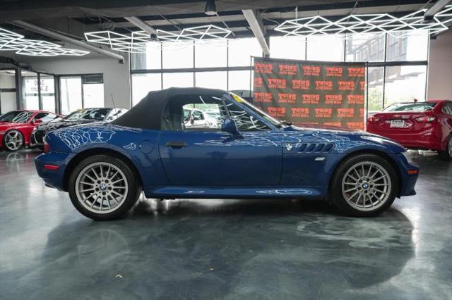 2002 BMW Z3 3.0i