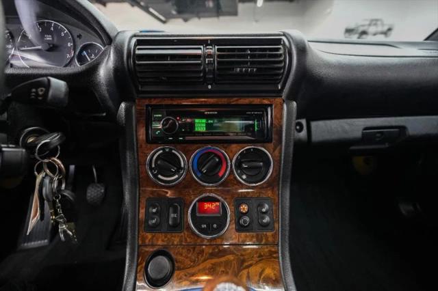 2002 BMW Z3 3.0i