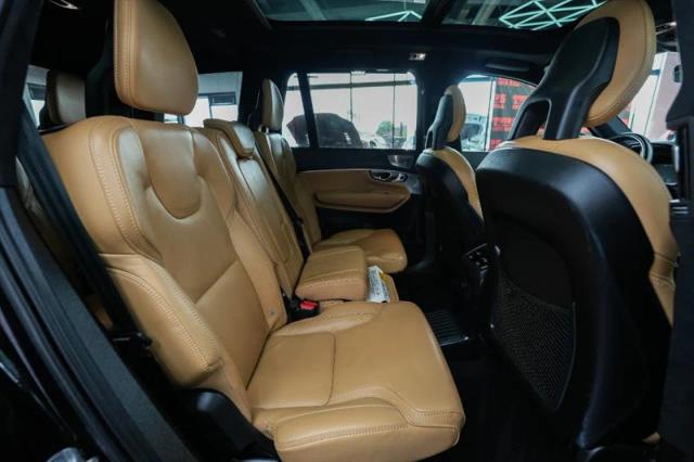 2022 Volvo XC90 Recharge T8 Inscription 7 Passenger
