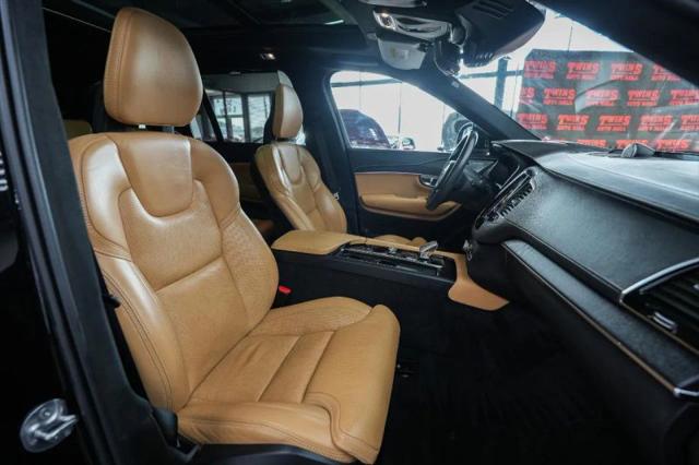 2022 Volvo XC90 Recharge T8 Inscription 7 Passenger