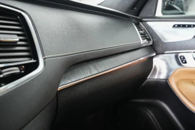 2022 Volvo XC90 Recharge T8 Inscription 7 Passenger
