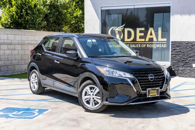 2023 Nissan Kicks S Xtronic CVT