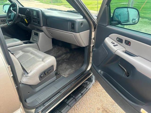 2001 Chevrolet Suburban LT