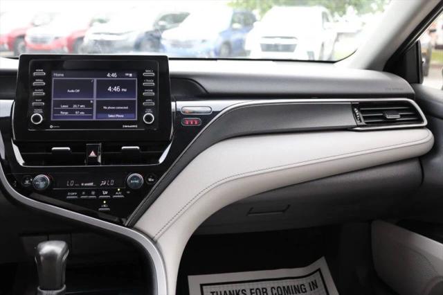 2022 Toyota Camry SE AWD