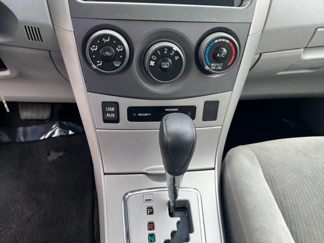 2012 Toyota Corolla LE