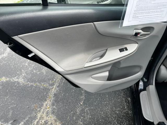 2012 Toyota Corolla LE