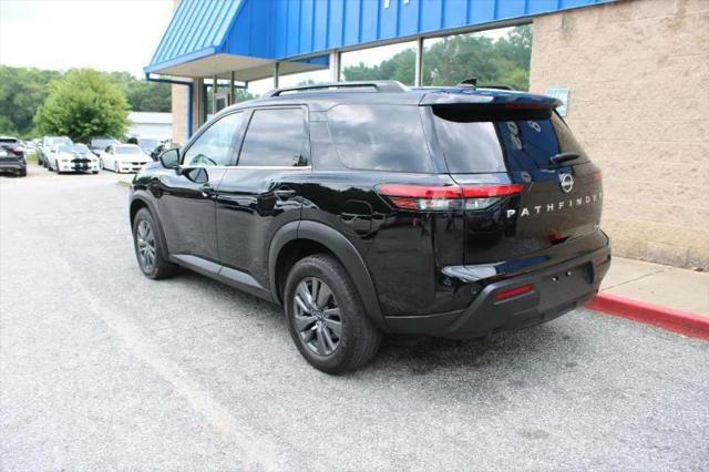 2023 Nissan Pathfinder SV FWD