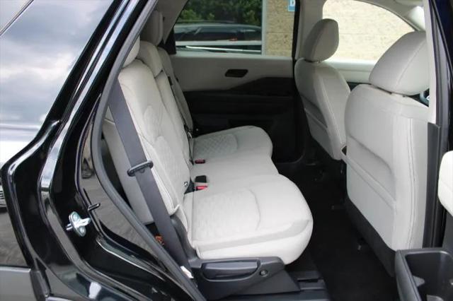 2023 Nissan Pathfinder SV FWD