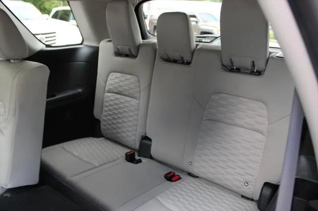 2023 Nissan Pathfinder SV FWD