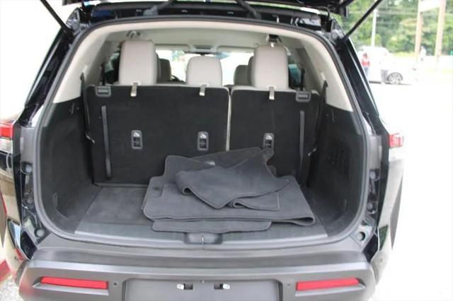 2023 Nissan Pathfinder SV FWD