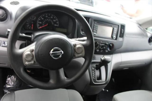 2017 Nissan NV200 SV