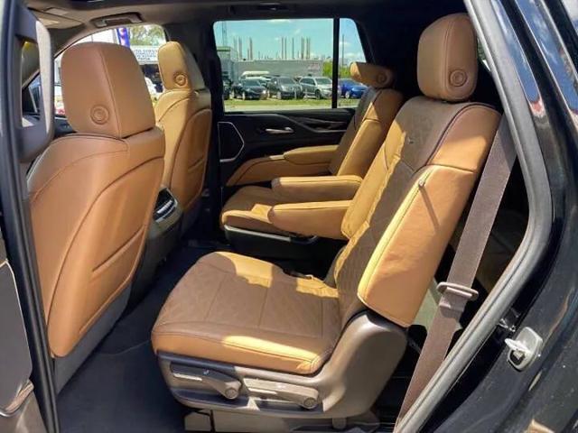 2023 Cadillac Escalade 2WD Sport
