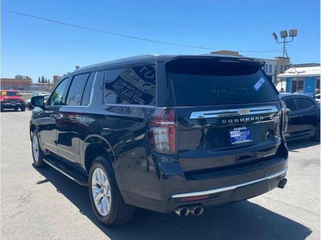 2023 Chevrolet Suburban 2WD Premier