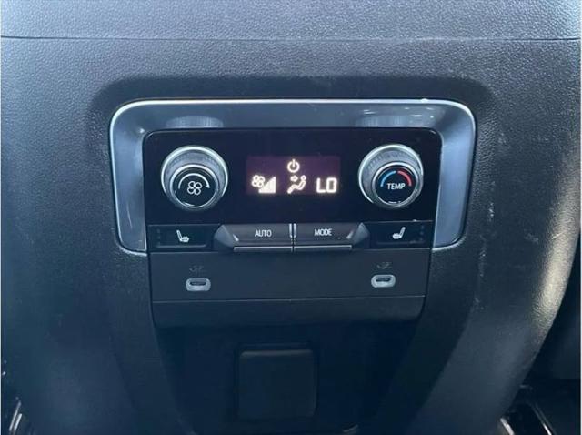 2023 Chevrolet Suburban 2WD Premier