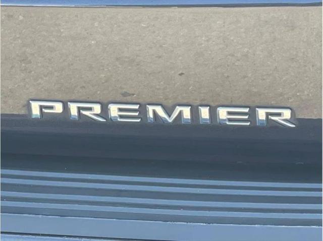 2023 Chevrolet Suburban 2WD Premier