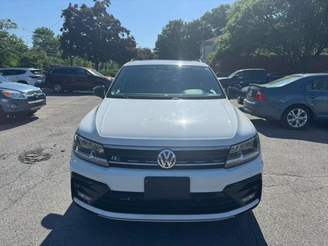 2020 Volkswagen Tiguan 2.0T SE R-Line Black