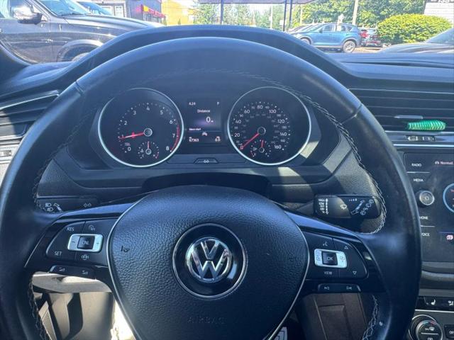 2020 Volkswagen Tiguan 2.0T SE R-Line Black