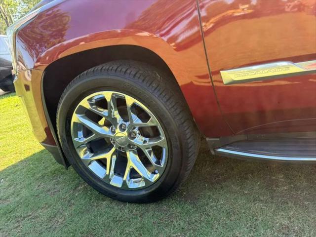 2016 Cadillac Escalade Luxury Collection