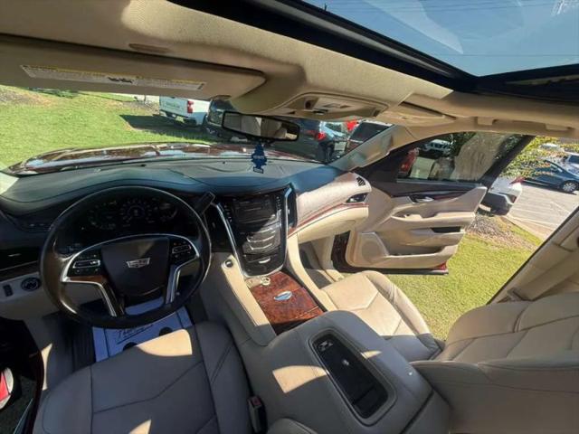 2016 Cadillac Escalade Luxury Collection