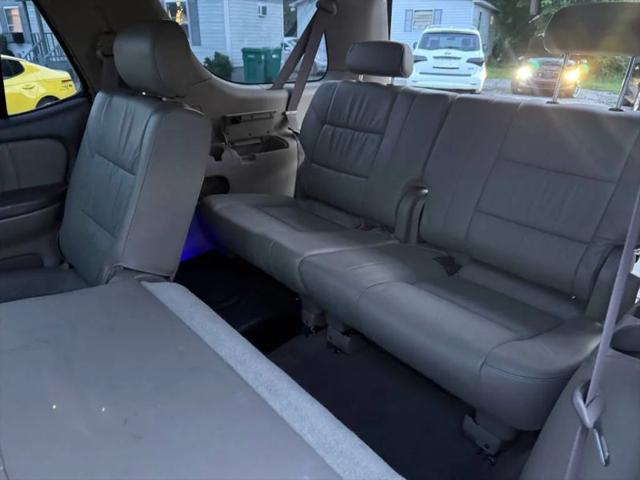 2004 Toyota Sequoia Limited V8