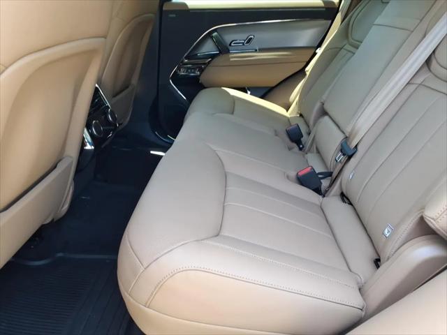 2026 Land Rover Range Rover Sport P360 SE