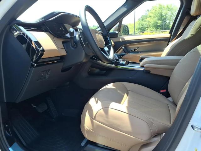 2026 Land Rover Range Rover Sport P360 SE