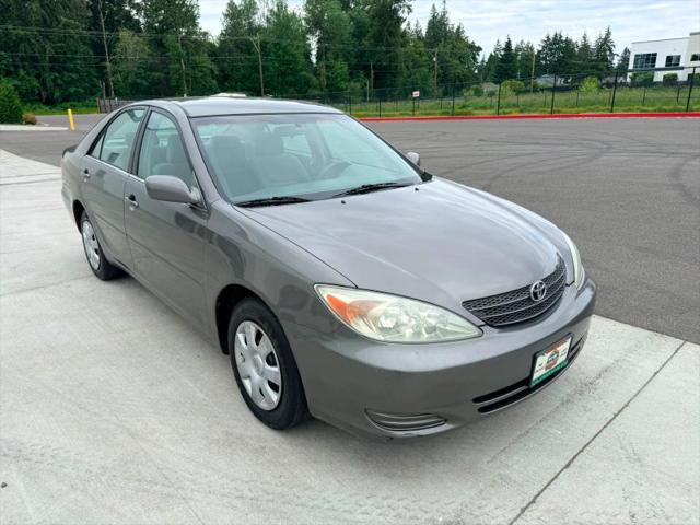 2004 Toyota Camry LE