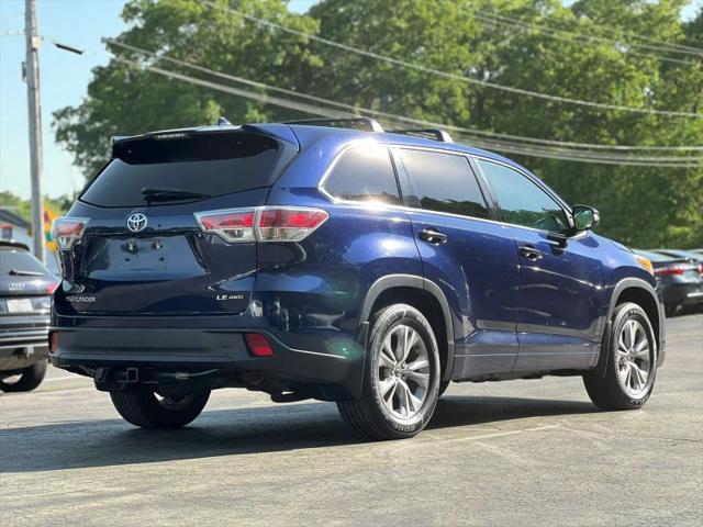 2016 Toyota Highlander LE Plus V6