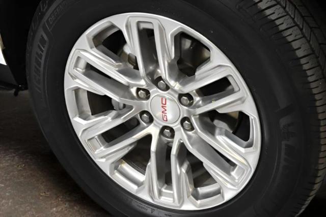 2021 GMC Yukon XL 2WD SLT