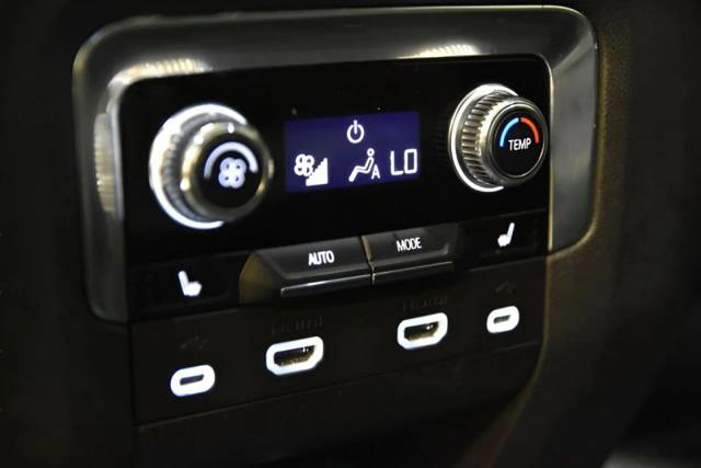 2021 GMC Yukon XL 2WD SLT