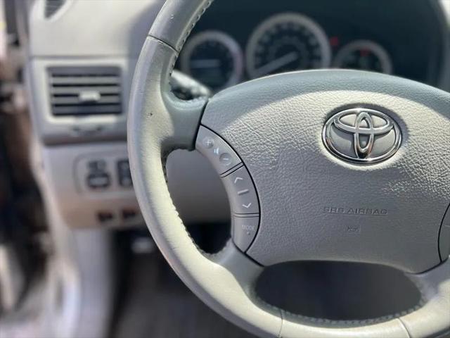 2004 Toyota Sienna XLE