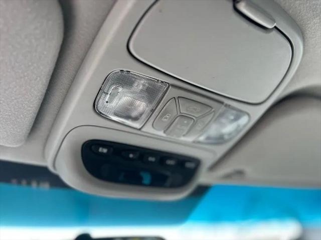2004 Toyota Sienna XLE