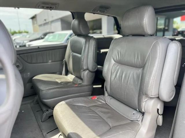 2004 Toyota Sienna XLE