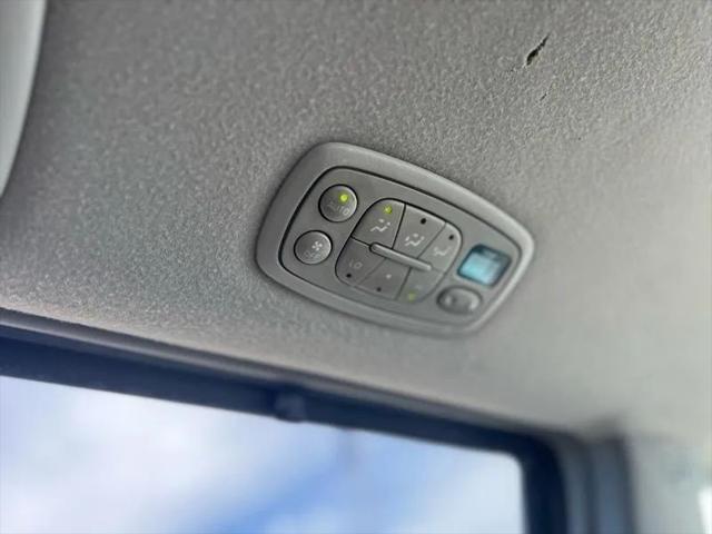 2004 Toyota Sienna XLE