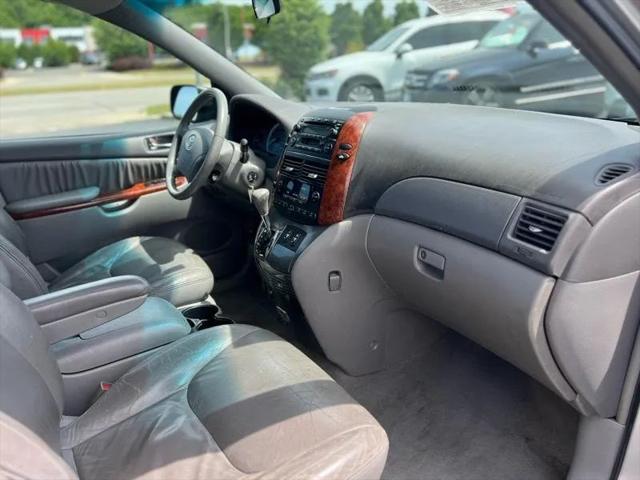 2004 Toyota Sienna XLE