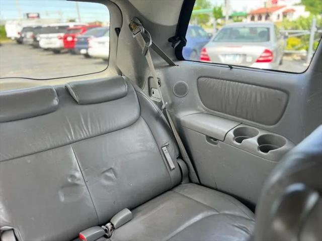 2004 Toyota Sienna XLE