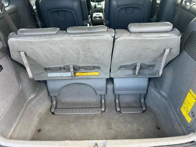 2004 Toyota Sienna XLE