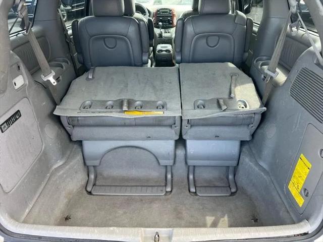 2004 Toyota Sienna XLE