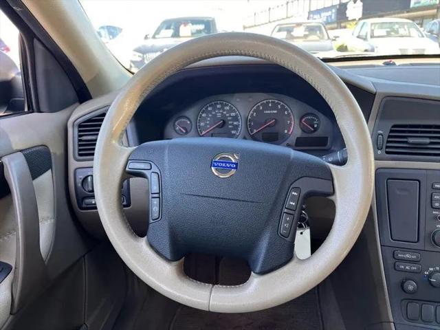 2002 Volvo V70 XC