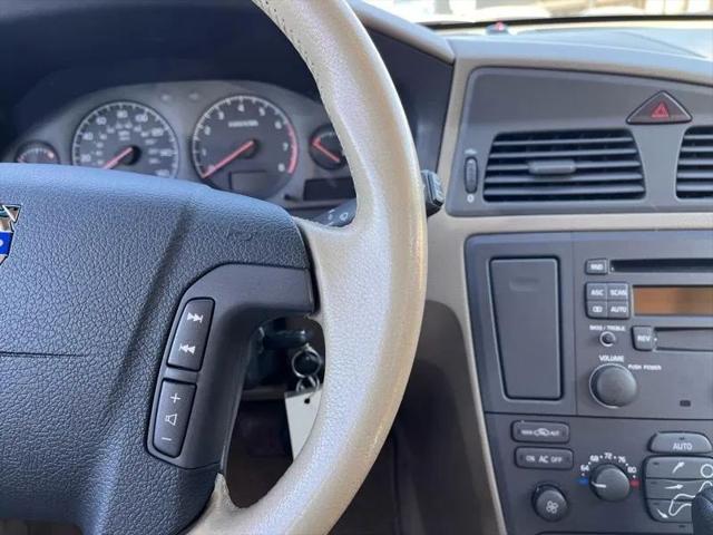 2002 Volvo V70 XC