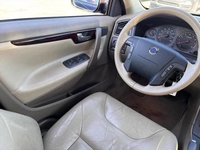 2002 Volvo V70 XC