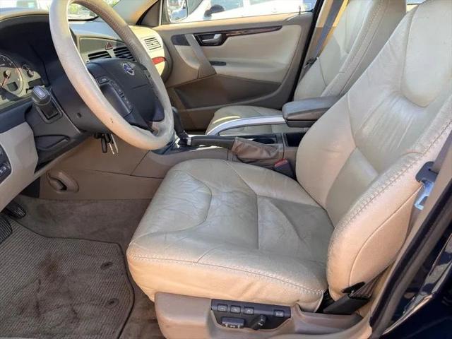2002 Volvo V70 XC