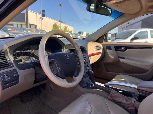 2002 Volvo V70 XC