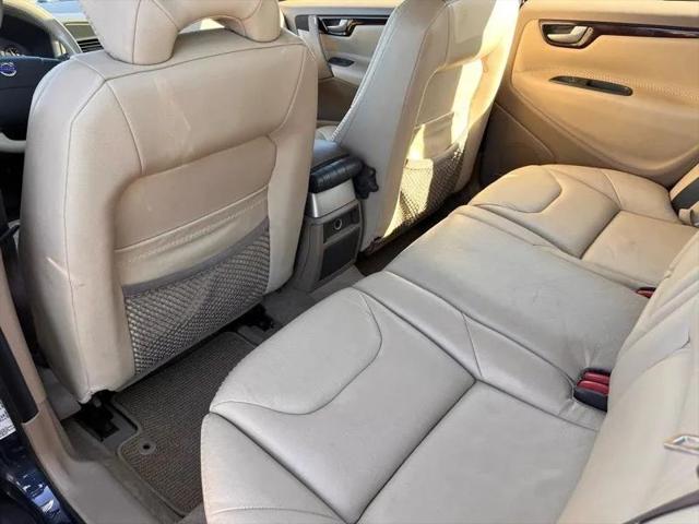 2002 Volvo V70 XC