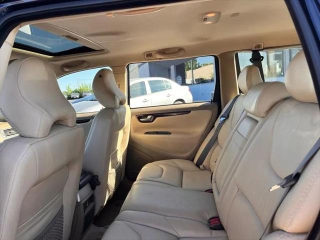 2002 Volvo V70 XC