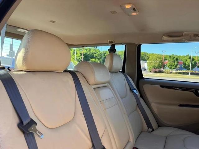 2002 Volvo V70 XC